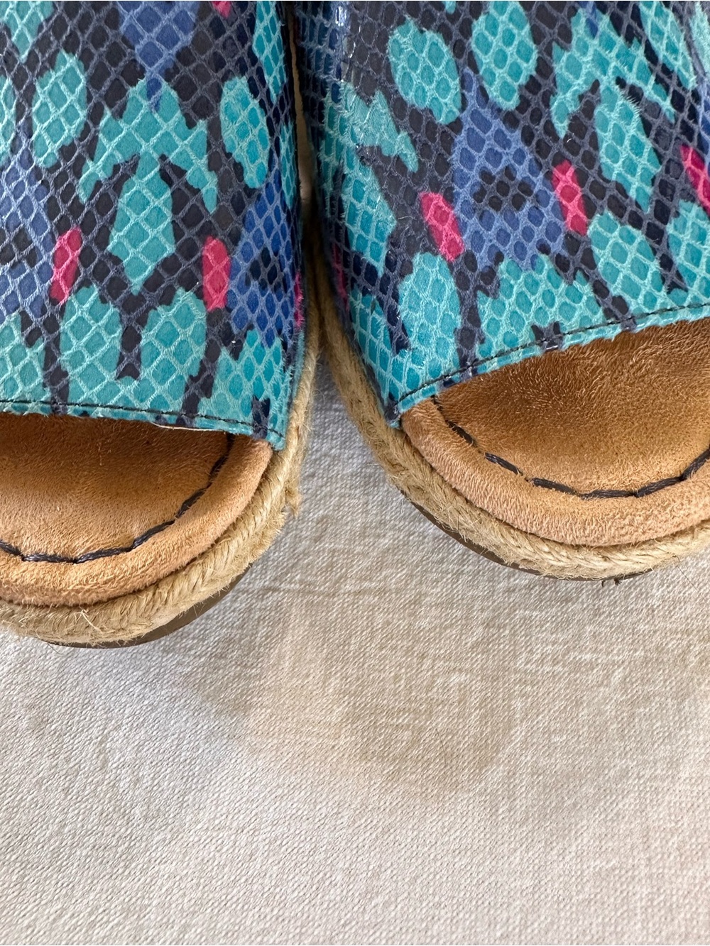 Naturalizer 7.5 Blue Snake-Print Espadrille Slingback Sandals - Picture 4 of 10